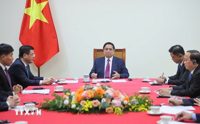 ttxvn-thu-tuong-pham-minh-chinh-dien-dam-voi-thu-tuong-campuchia-hun-manet-3.jpg