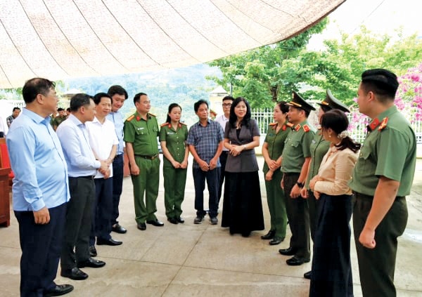 phu-nhan1.jpg