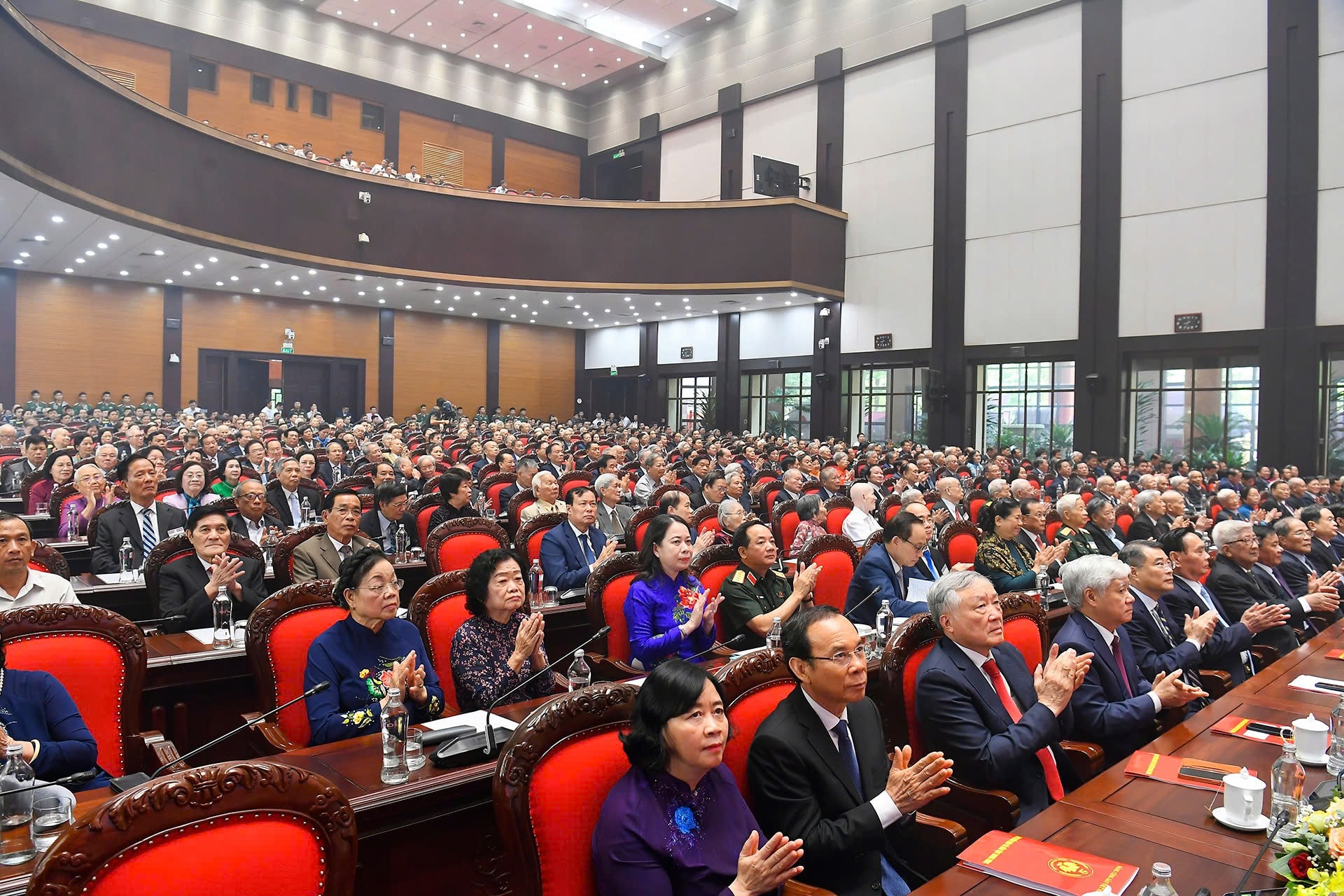 Các đại biểu tham dự cuộc gặp mặt. Ảnh: Tuấn Huy