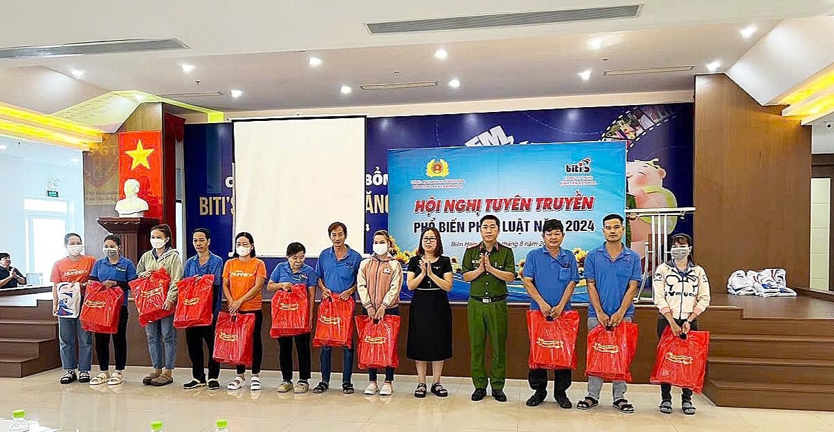 Lự