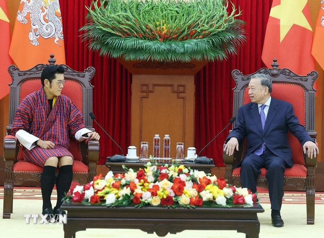 ttxvn-tong-bi-thu-to-lam-tiep-quoc-vuong-bhutan-8221166-1.jpg
