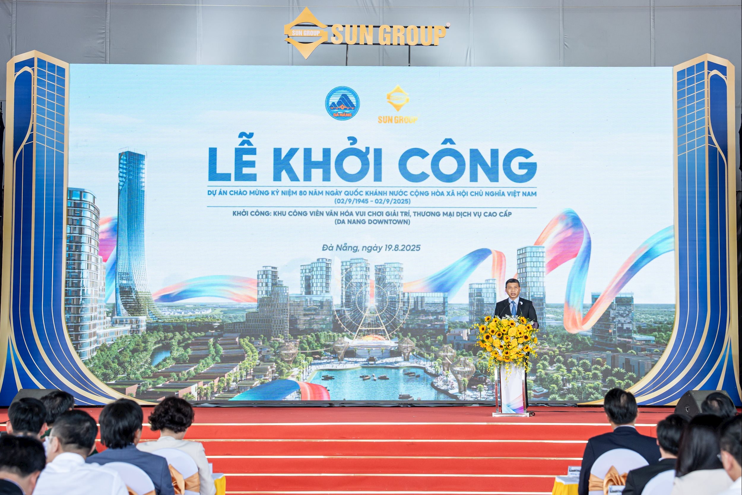 Ông Hồ Kỳ Minh, Phó Chủ tịch Thường trực UBND thành phố Đà Nẵng phát biểu tại Lễ khởi công Da Nang Downtown