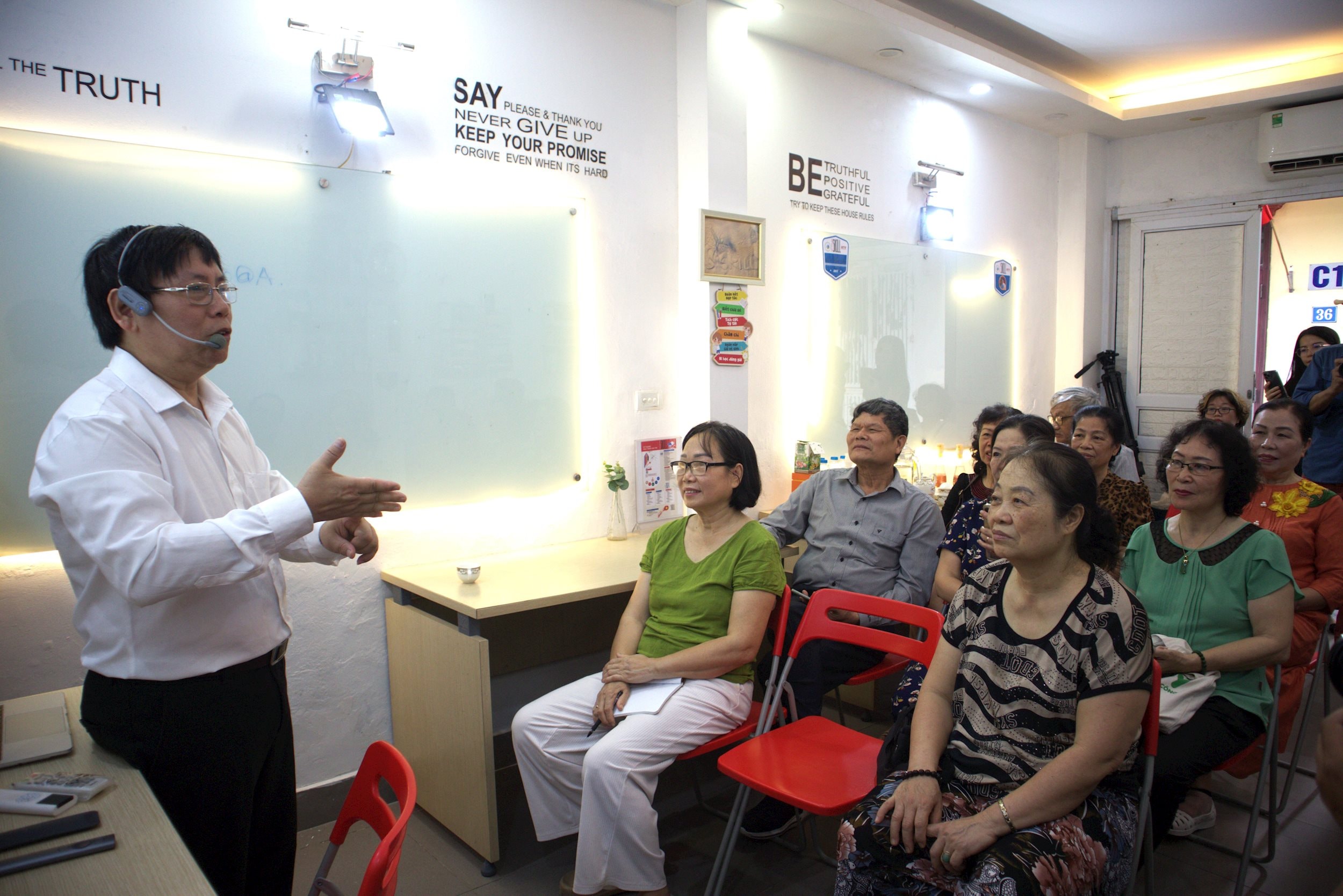 lop học số thầy sơn 2