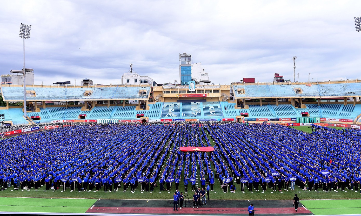 8.800 đoàn viên
