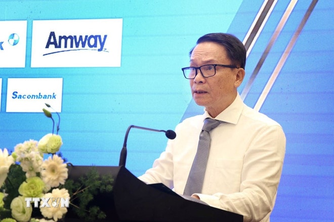 Ông Nguyễn Đức Lợi, Phó Chủ tịch thường trực Hội nhà báo Việt Nam phát biểu tại Diễn đàn. (Ảnh: Hoàng Ngọc/TTXVN) ttxvn-nghi-quyet-57-ve-doi-moi-sang-tao-thoi-co-vang-cho-bao-chi-phat-trien-dot-pha-2208-2.jpg