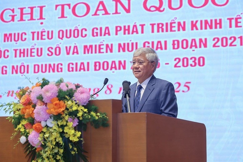 Đỗ Văn Chiến1