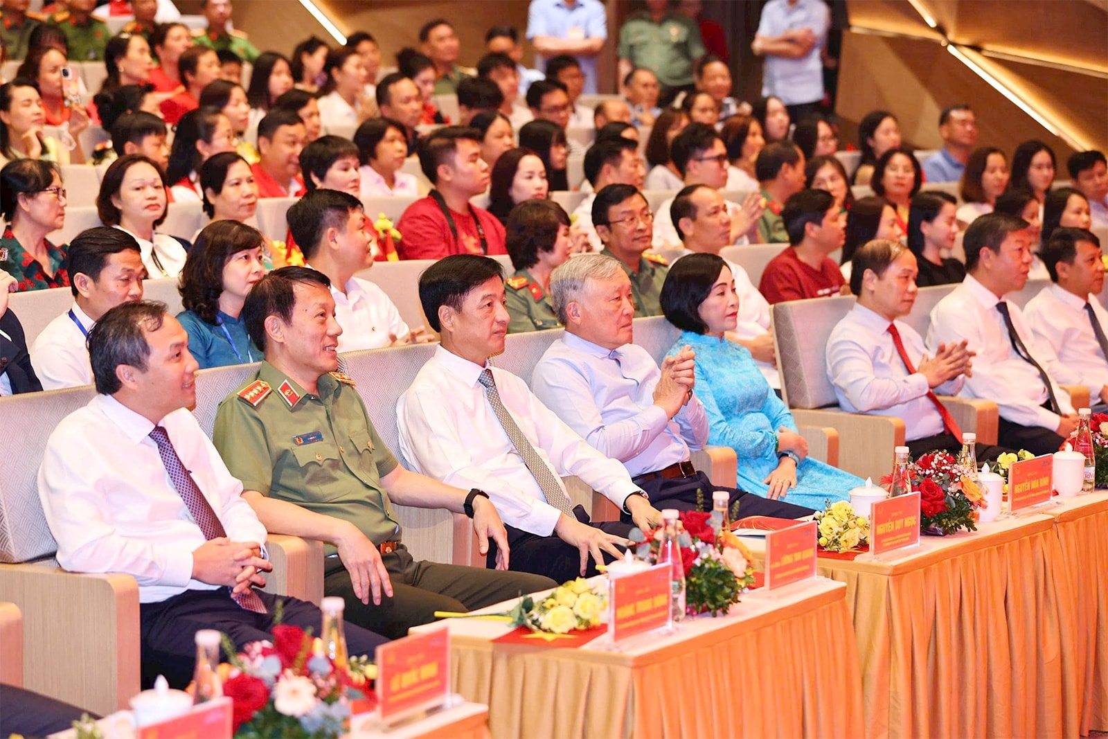 thi-thanh-a2.jpg