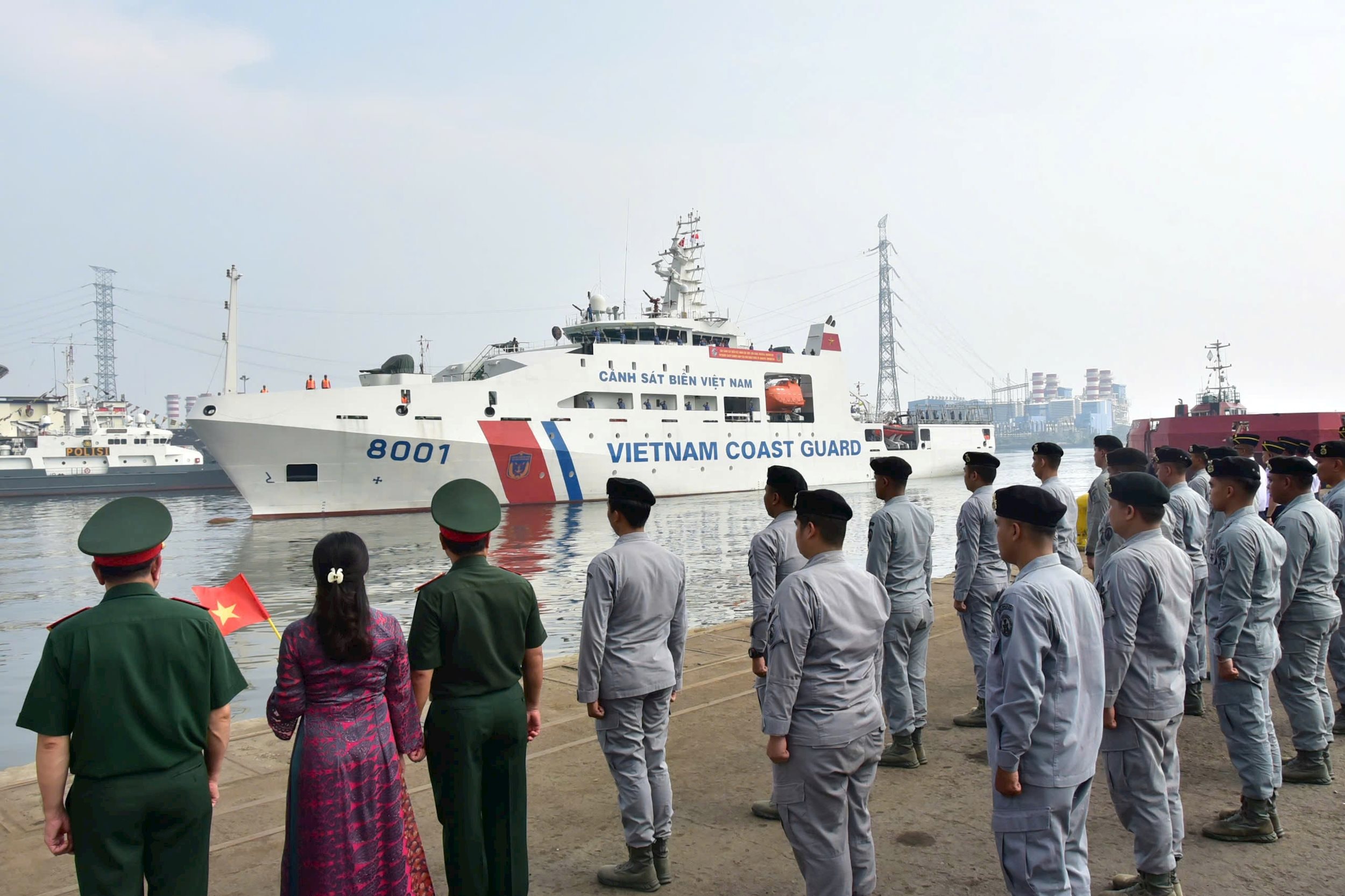 Tàu Cảnh sát biển Việt Nam cập cảng thành phố Jakarta, Indonesia
