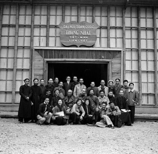 vna_potal_ky_niem_80_nam_ngay_thanh_lap_mat_tran_viet_minh_1951941_-_1952021_gop_phan_tich_cuc_vao_viec_doan_ket_toan_dan_hau_thuan_vung_chac_de_stand (4)
