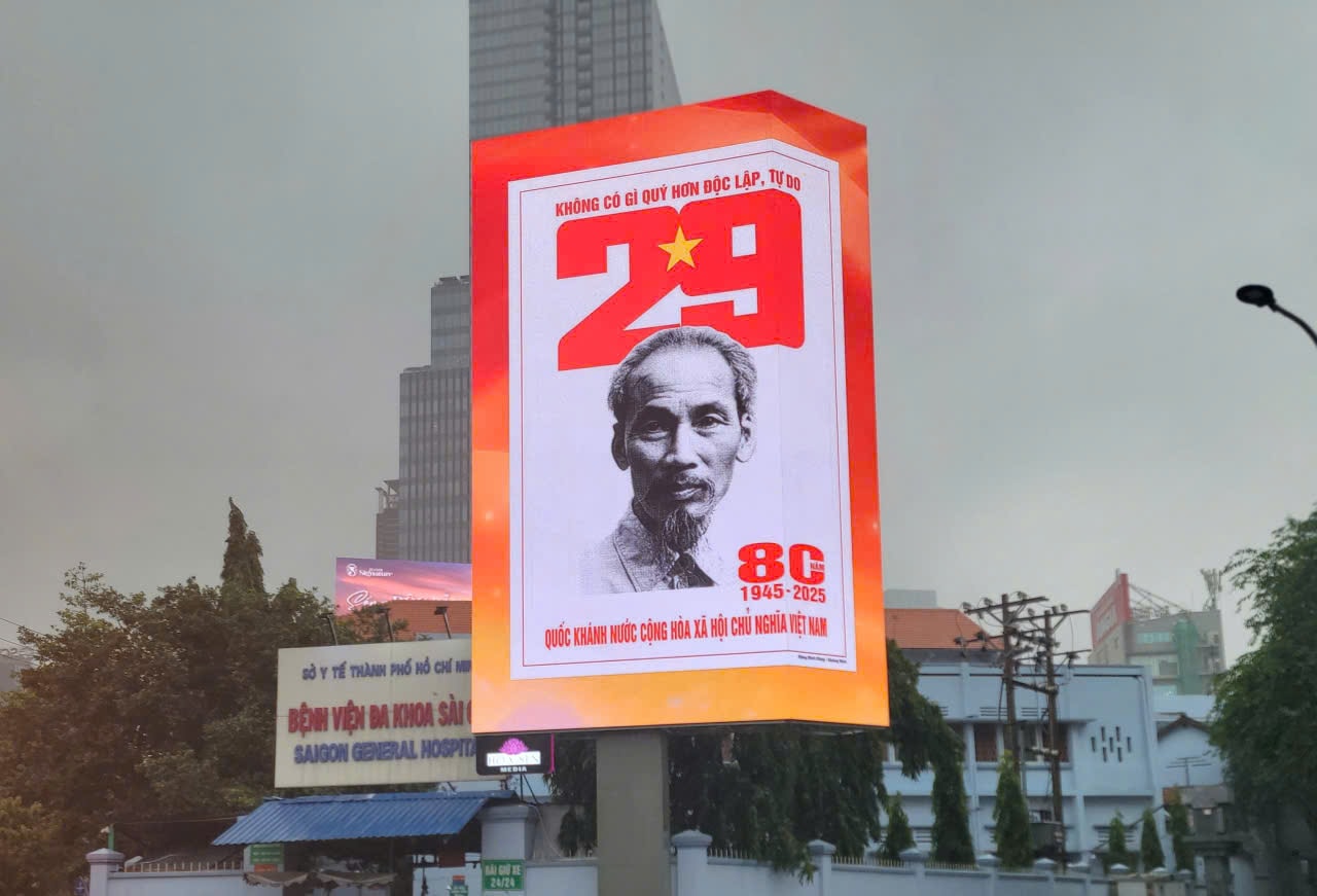 z6942287269688_3248e9a388557bdde2571403afc5c9e2.jpg
