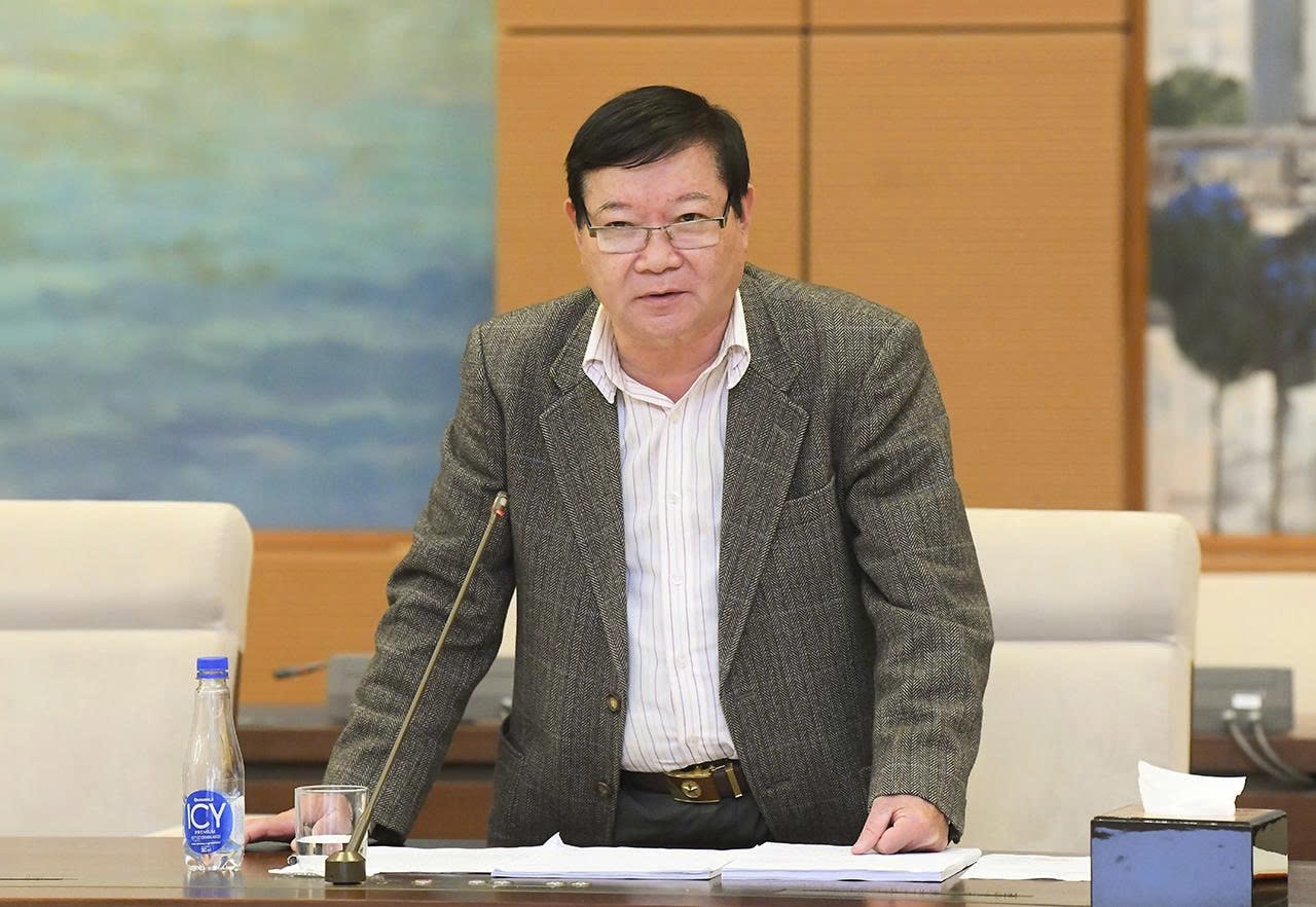 Nguyên Phó Chủ nhiệm Ủy ban Khoa học, Công nghệ và Môi trường Lê Như Tiến
