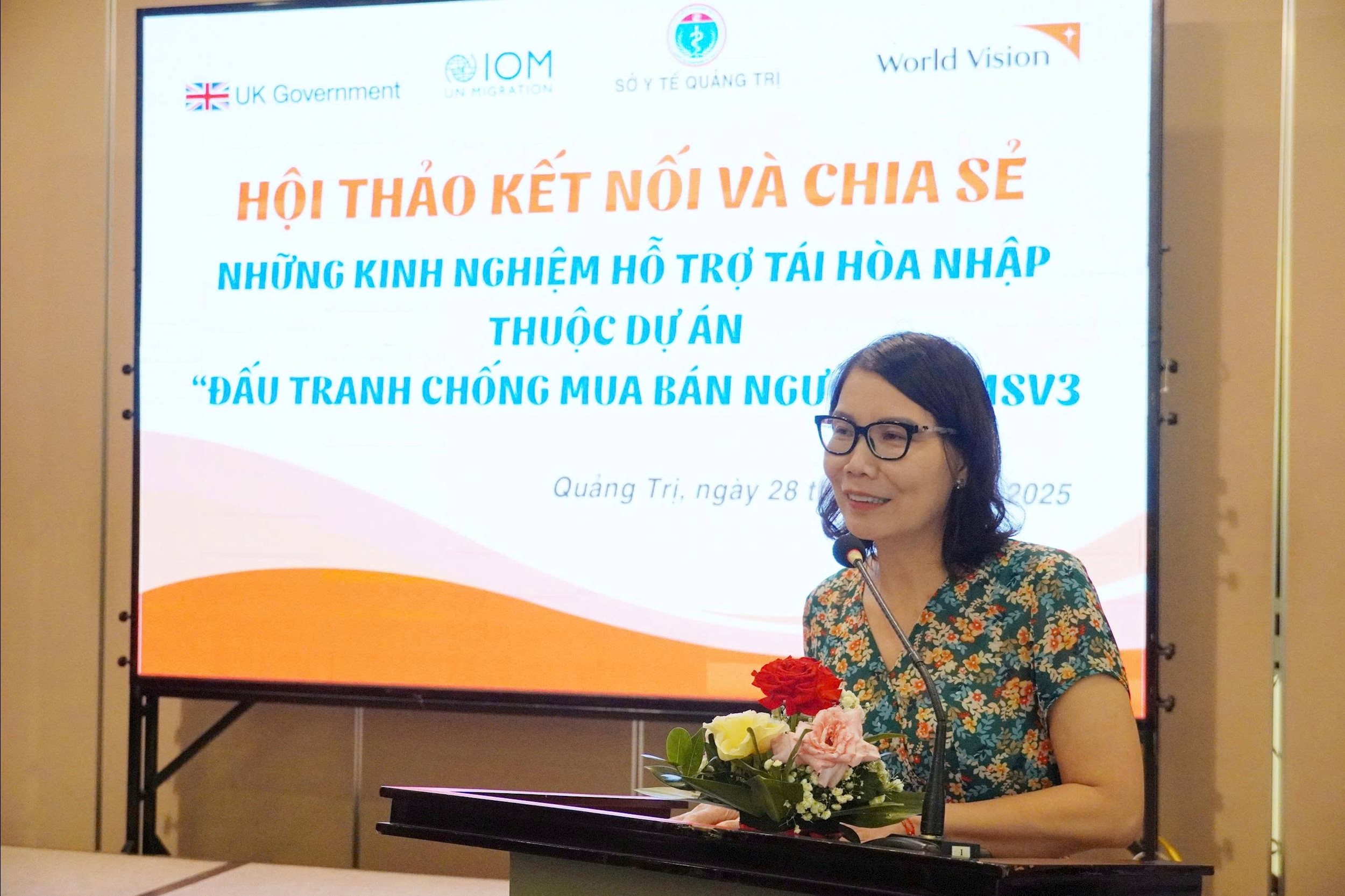 2 Ba Nguyen Huong Giang DSQ Anh
