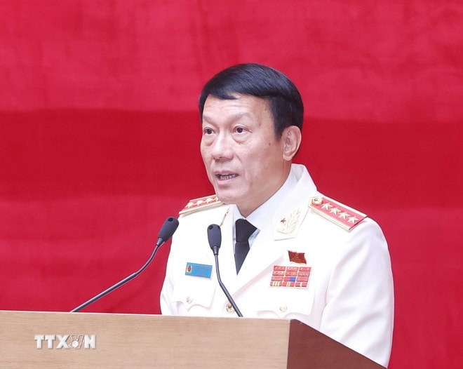 ttxvn-tong-bi-thu-to-lam-du-le-truy-tang-danh-hieu-anh-hung-llvtnd-cho-thuong-tuong-bui-thien-ngo-8246622-5.jpg