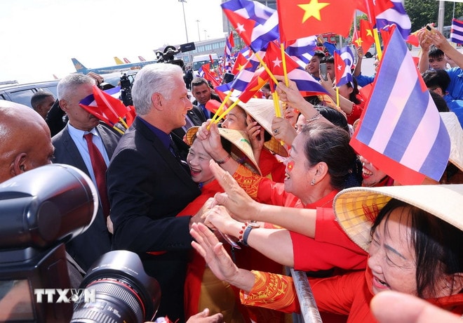 ttxvn-chu-tich-nuoc-cuba-toi-viet-nam-2.jpg