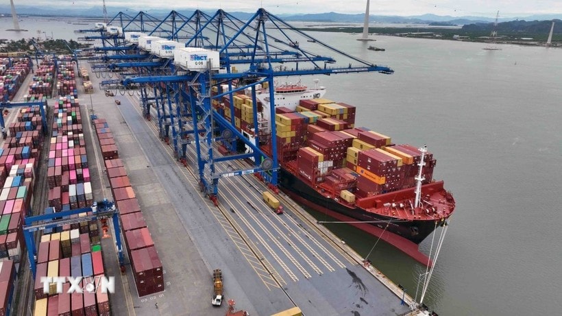 At an international container port in Hai Phong city (Photo: VNA)