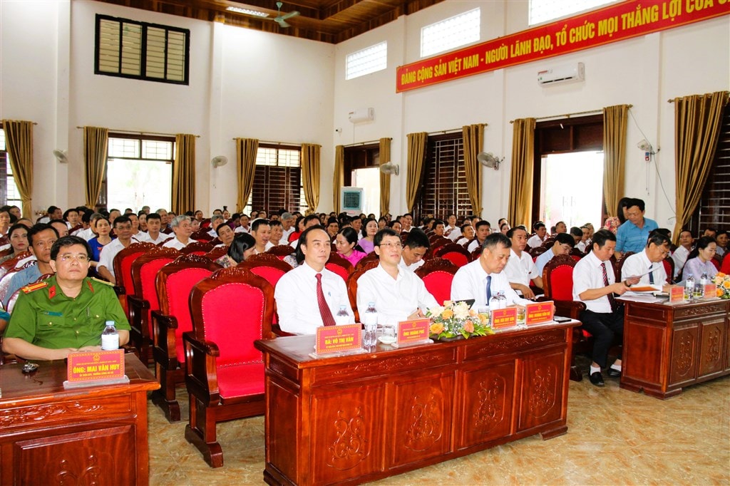 Kỳ họp 1 HĐND xã Quỳnh Lưu