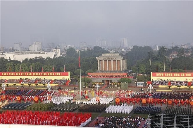 A drum performance opens the grand celebration marking the 80th anniversary of the August Revolution and National Day. (Photo: VNA) drum-performance-vna-national-day-parade.jpg