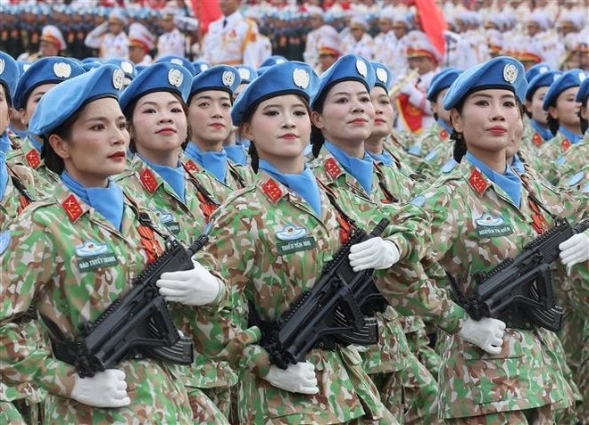 Vietnam's women peacekeepers (Photo: VNA) vna-potal-dieu-binh-ky-niem-80-nam-quoc-khanh-cac-khoi-quan-doi-nhan-dan-viet-nam-8250264.jpg