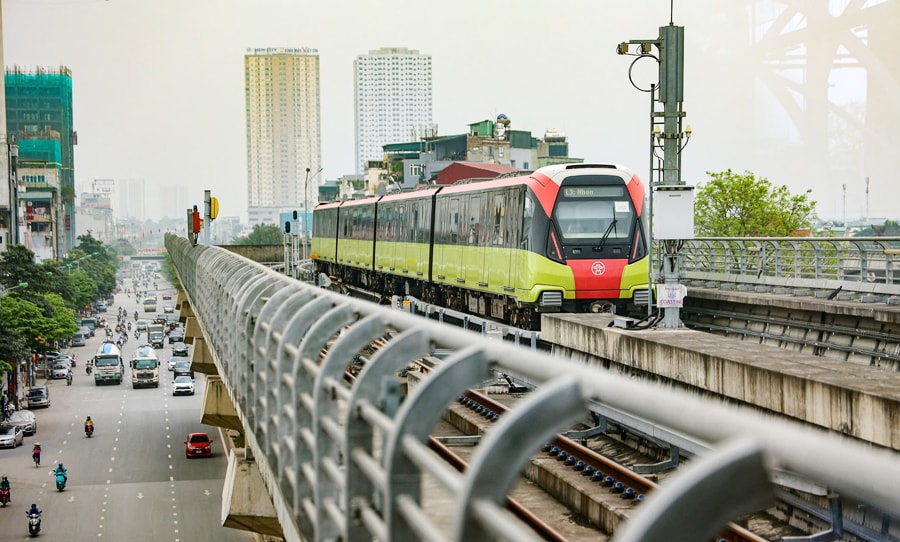 hinh-anh-thuc-te-tau-metro-ha-noi-6.jpg