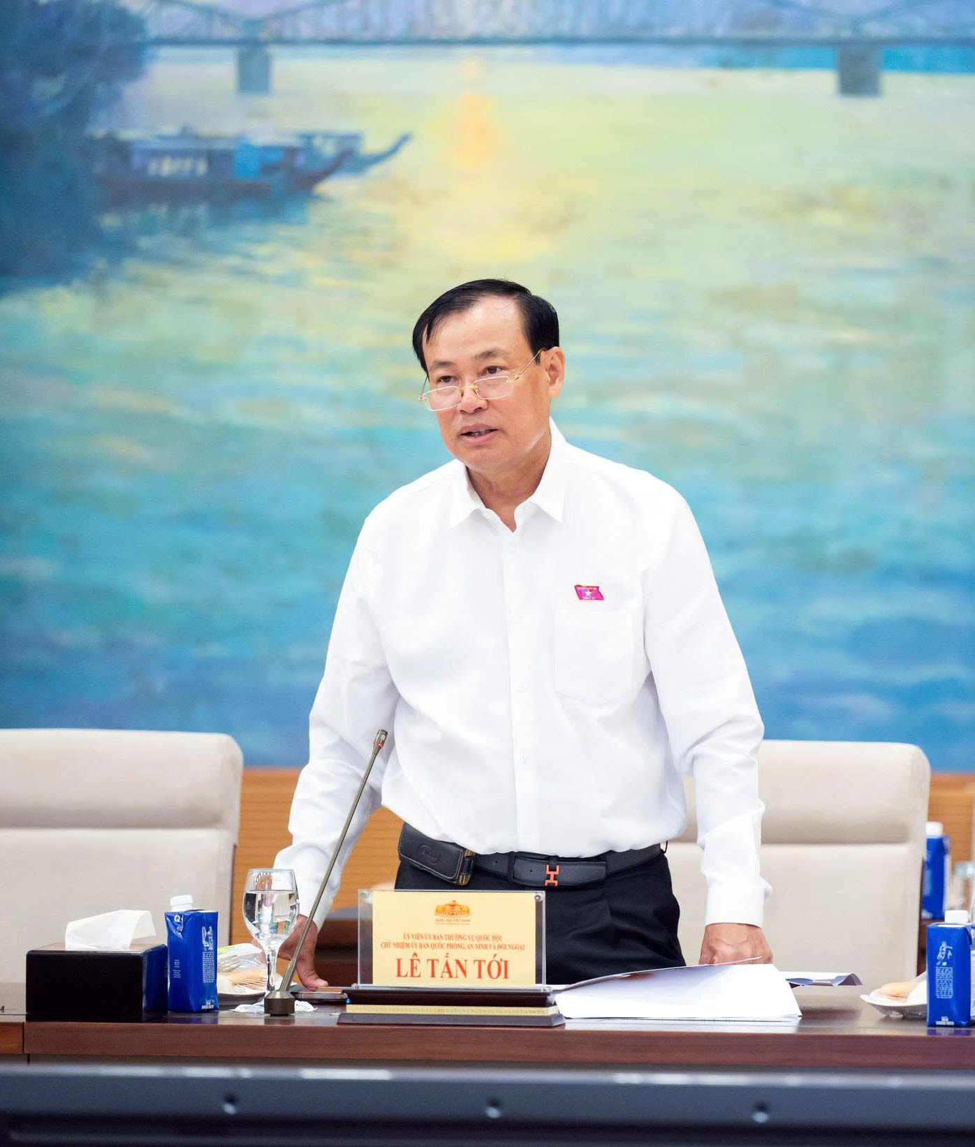 Chủ nhiệm Ủy ban Quốc phòng, An ninh và Đối ngoại, Thượng tướng Lê Tấn Tới phát biểu