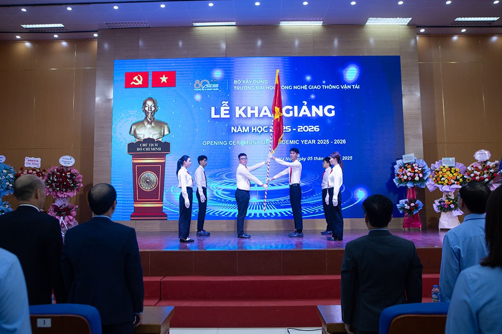 khai-giang-2025-2026-05.jpg
