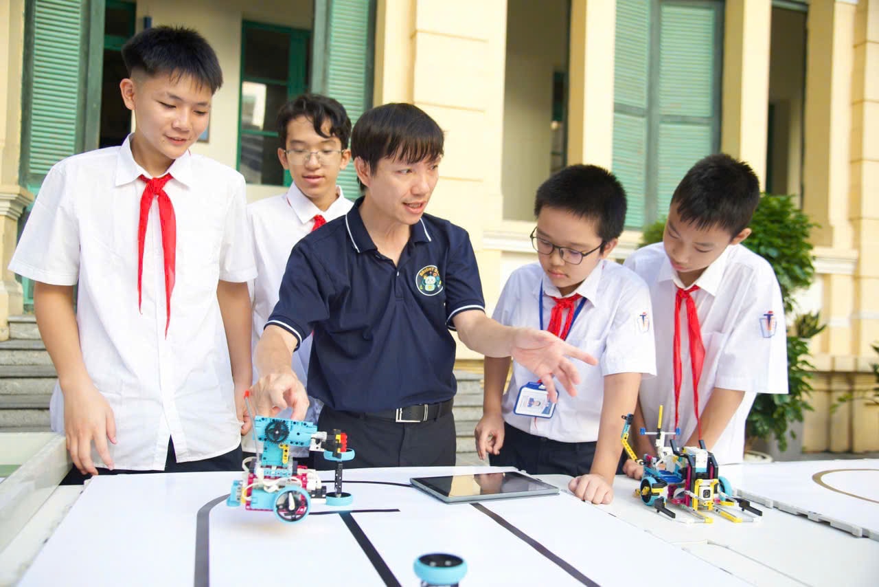 z6978942329808_052638ba1e8b89b4cd4b67535538e803.jpg?w=900