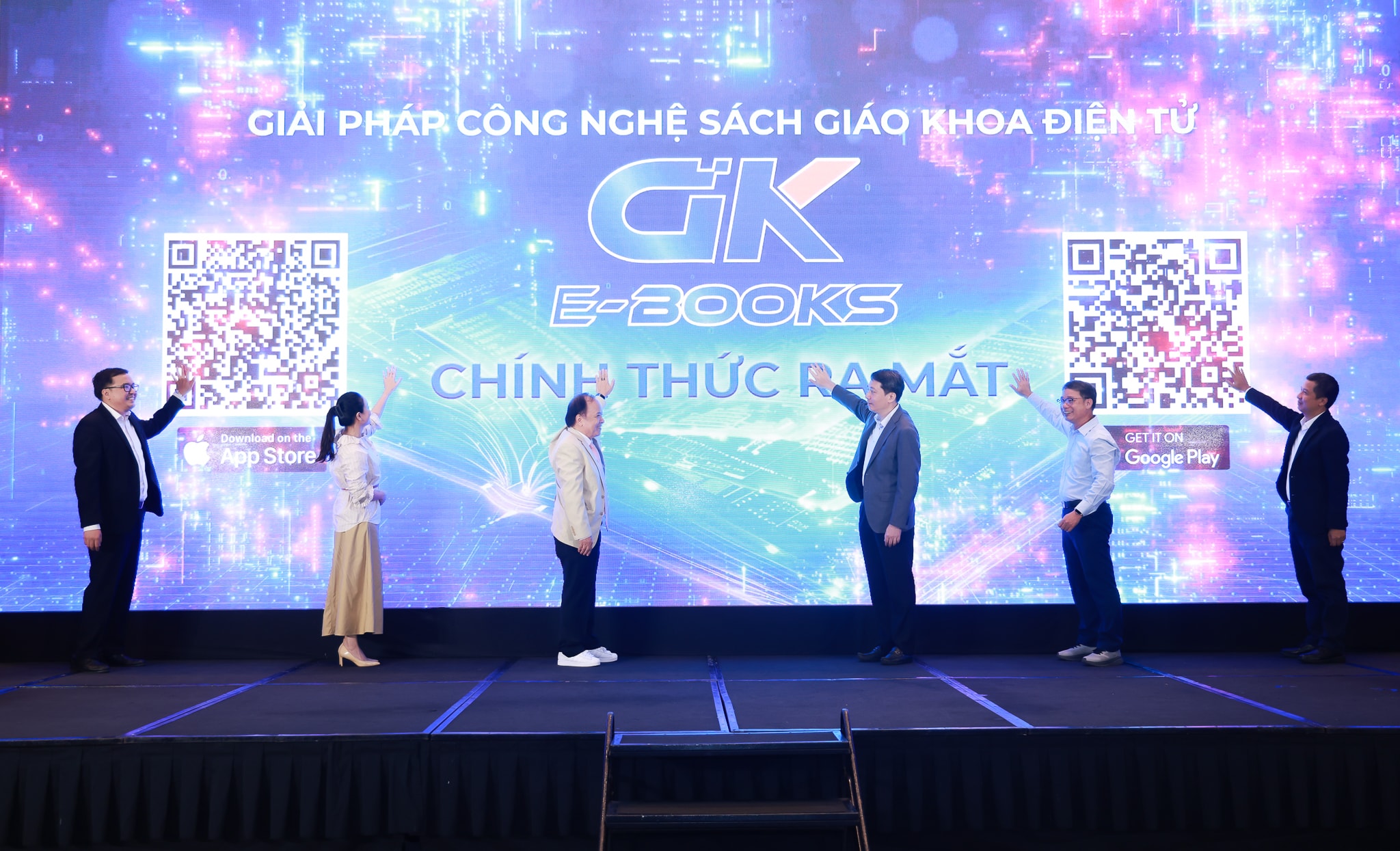 Chính thức ra mắt Giải pháp công nghệ Sách giáo khoa điện tử GK eBooks