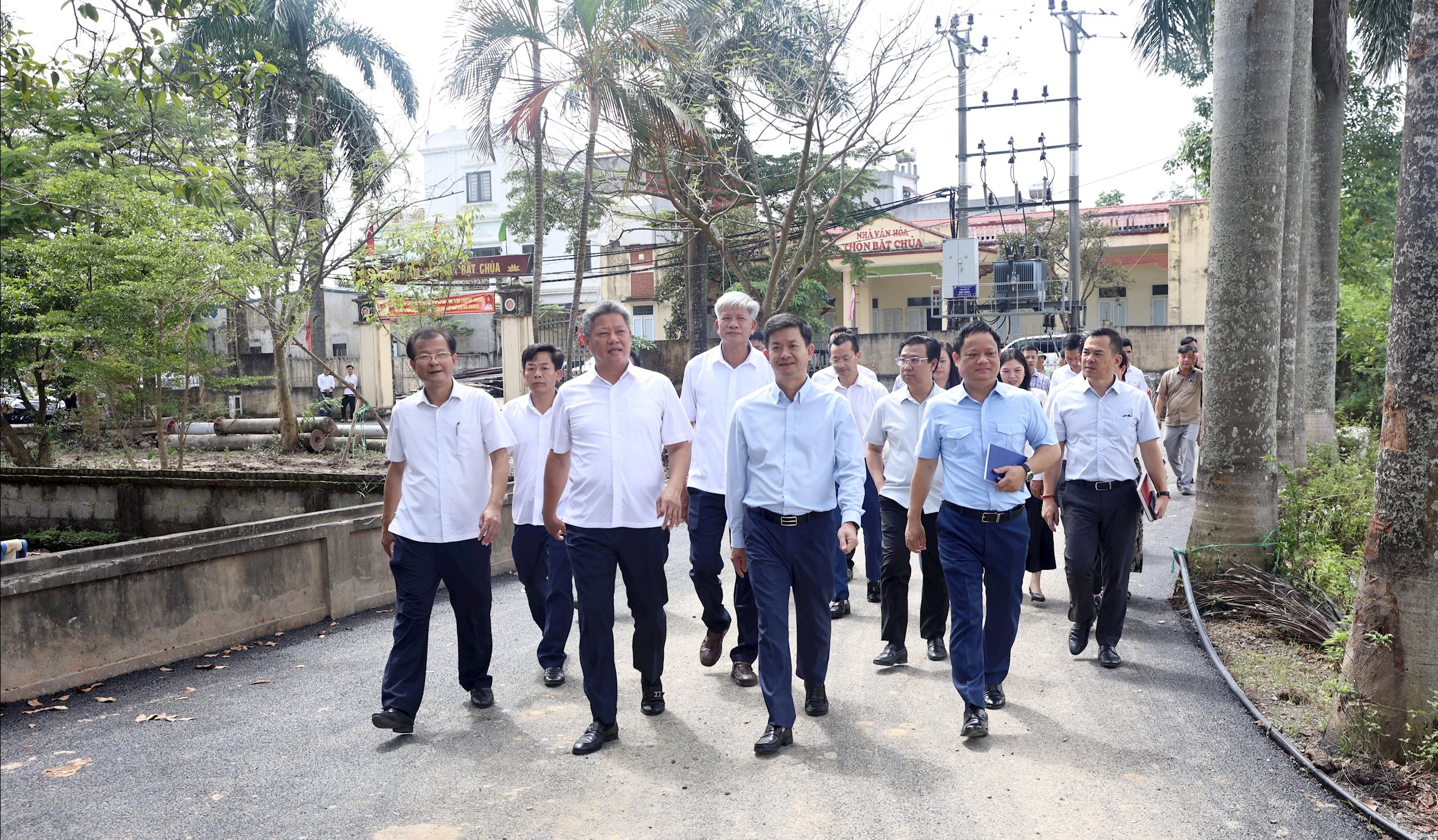 Tổng Thư ký Quốc hội, Chủ nhiệm Văn phòng Quốc hội Lê Quang Tùng và Đoàn công tác khảo sát tiến độ triển khai Dự án
