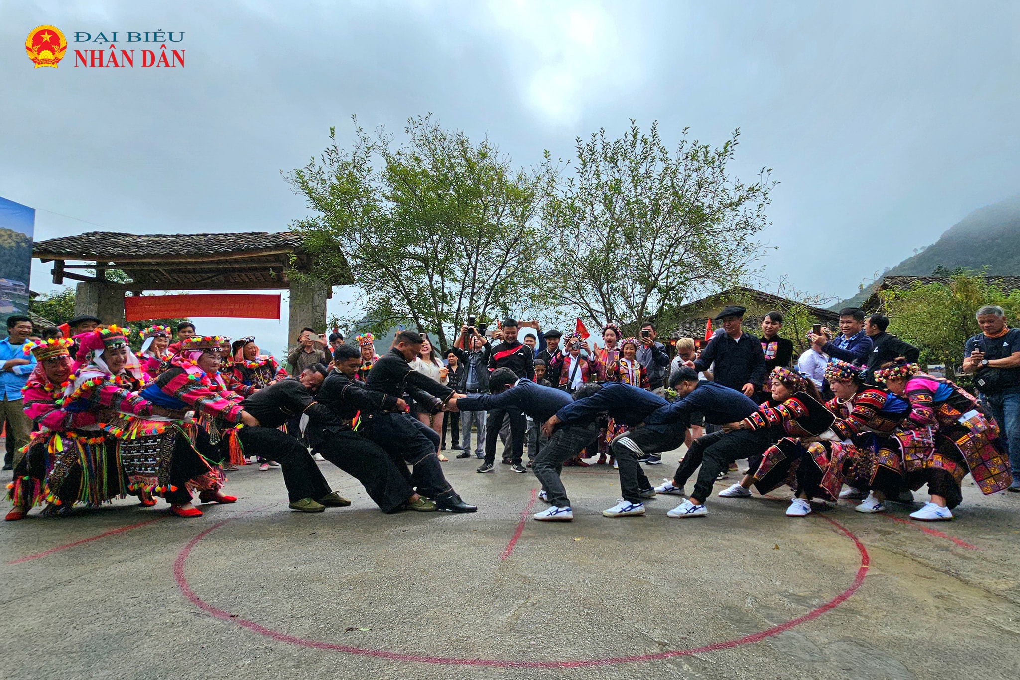 dan toc lô lô_Lung Cu_2025 (1)
