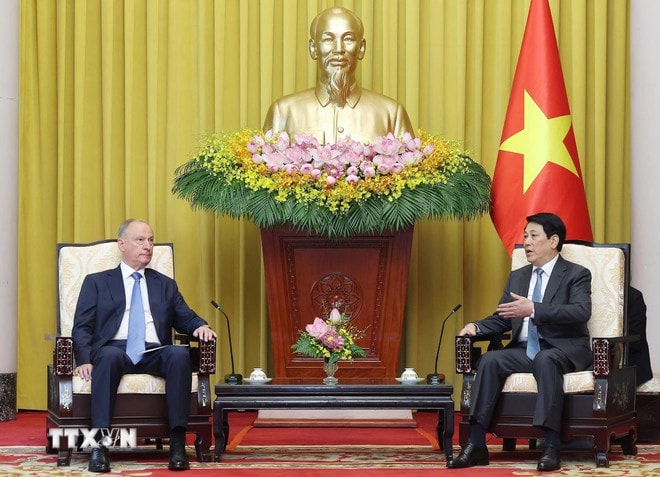 ttxvn-chu-tich-nuoc-luong-cuong-tiep-tro-ly-tong-thong-nga-16-2.jpg