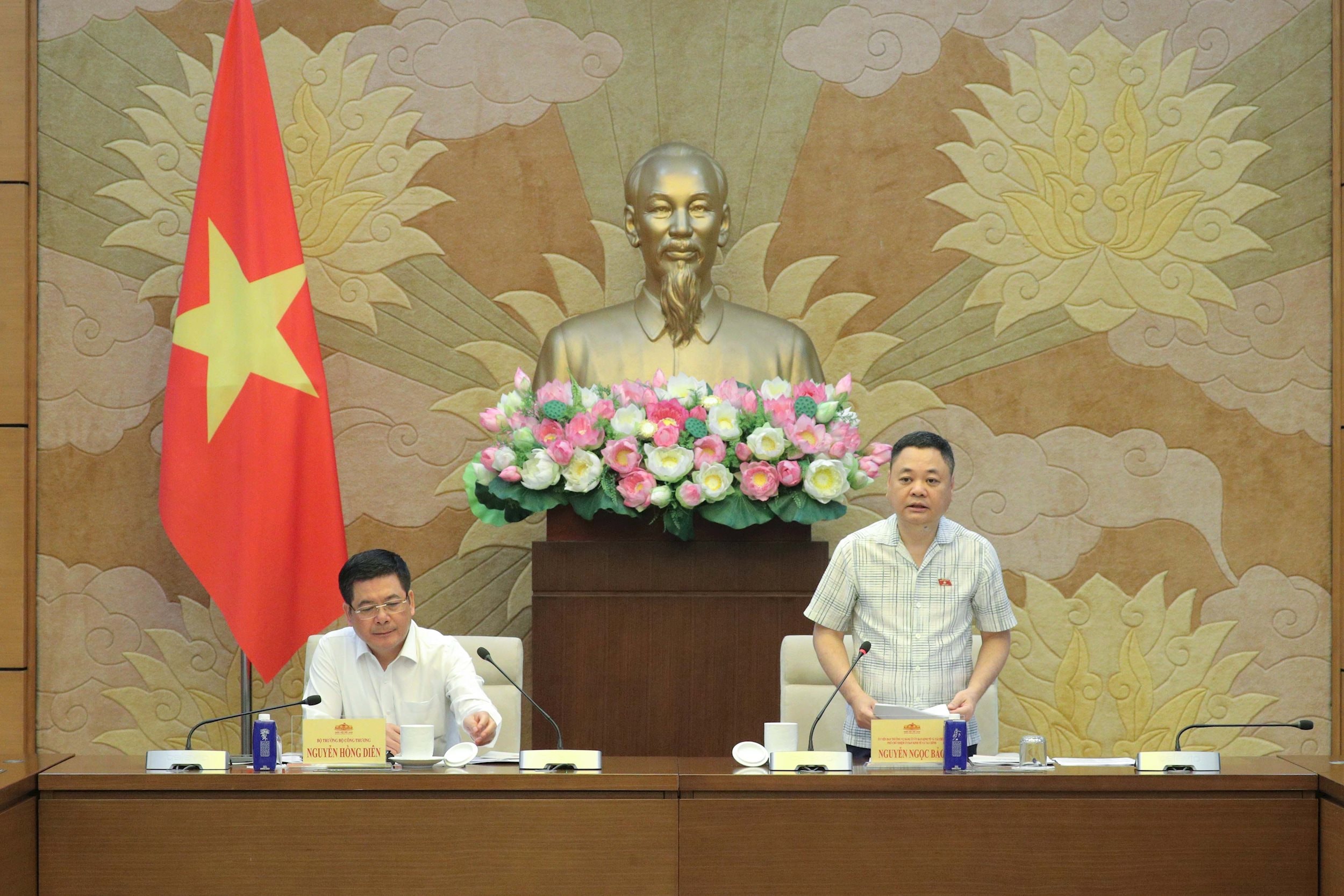 Phó Chủ nhiệm Ủy ban Kinh tế và Tài chính Nguyễn Ngọc Bảo 1