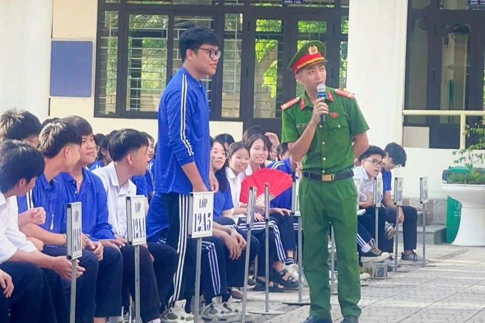 gen-n-z7020127773022_6a252a6b346a25b79e45d6eae3e57f3f.jpg