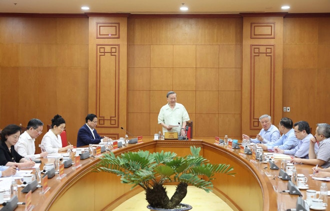 vna-potal-tong-bi-thu-lam-viec-voi-ban-thuong-vu-dang-uy-chinh-phu-ve-danh-gia-viec-trien-khai-nghi-quyet-cua-trung-uong-va-bo-chinh-tri-8279807.jpg