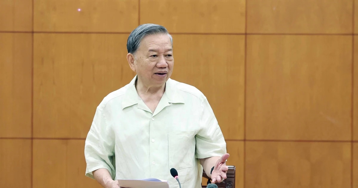 Party General Secretary To Lam presides over a meeting with the Standing Board of the Government Party Committee on September 17. (Photo: VNA)