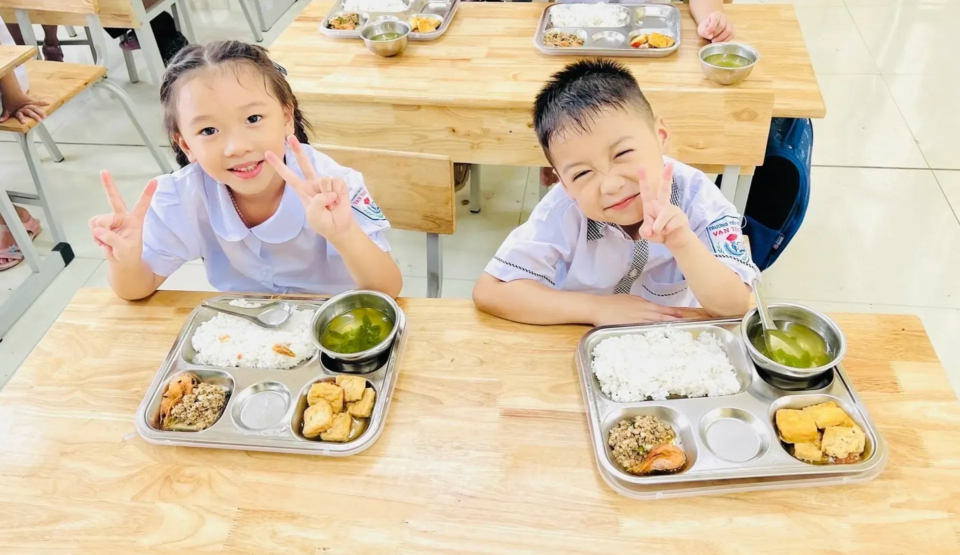 hoc-sinh-ban-tru-1749117469 (1)