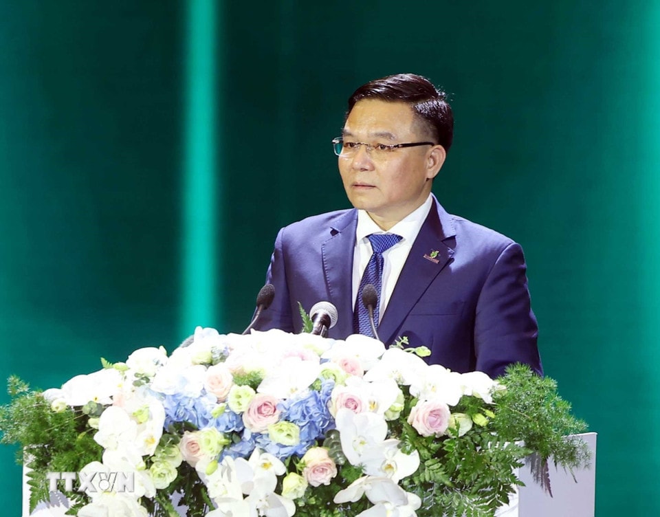 Bí thư Đảng ủy, Chủ tịch Hội đồng thành viên Petrovietnam Lê Mạnh Hùng phát biểu. (Ảnh: Thống Nhất/TTXVN)