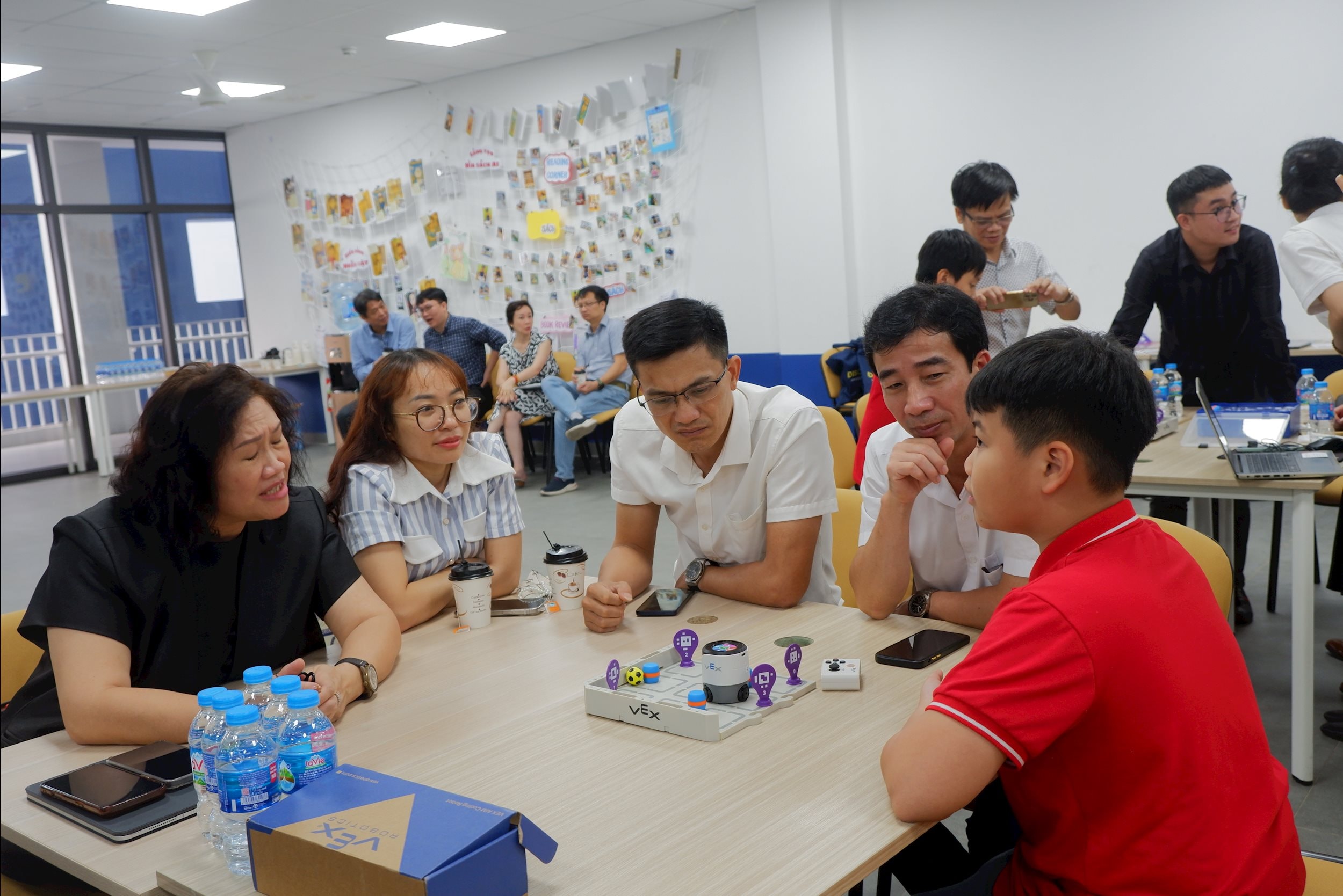Mang STEM vào lớp học 7