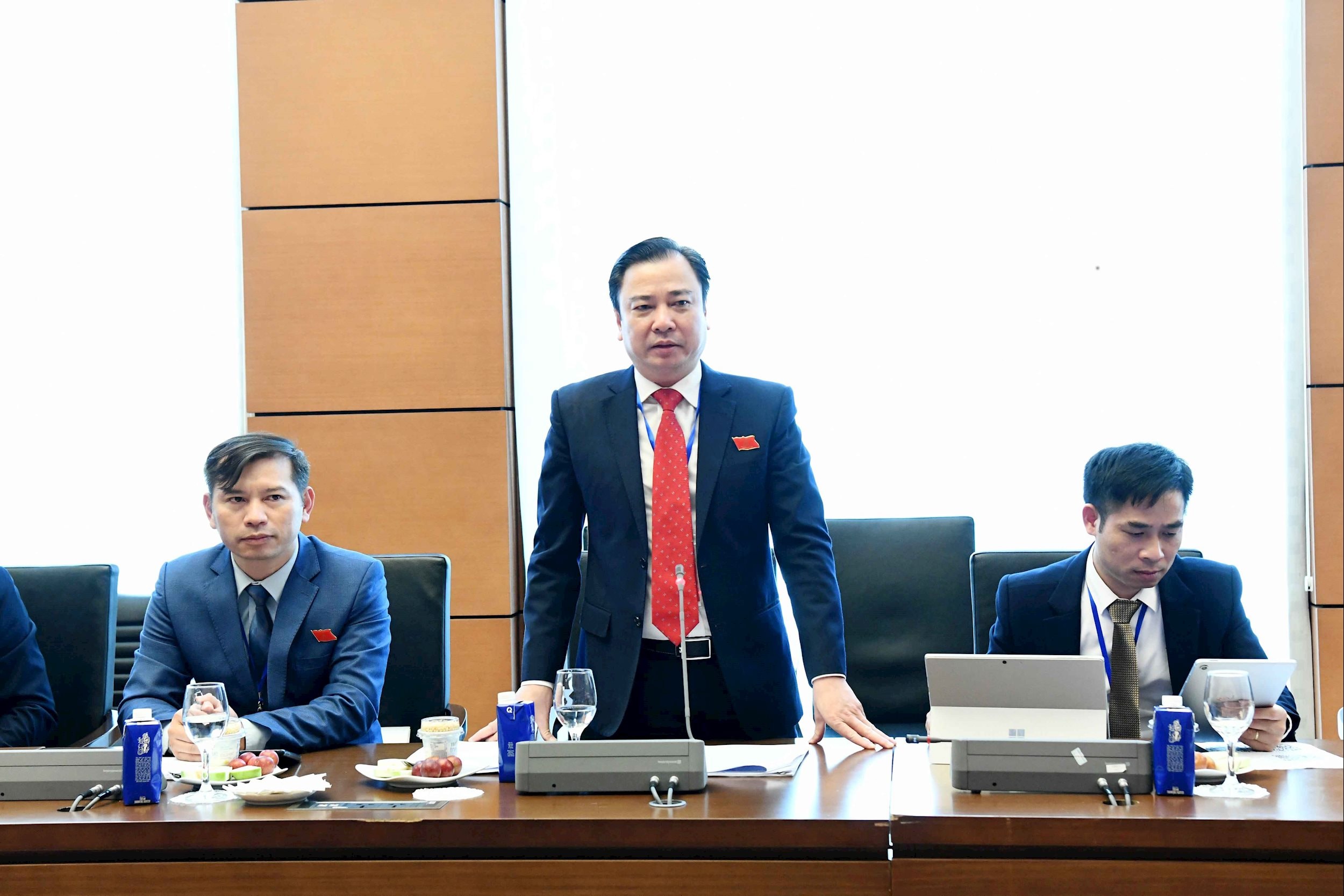 Stellvertretender Vorsitzender des Organisationskomitees der Nationalversammlung, Dinh Xuan Tung.jpg