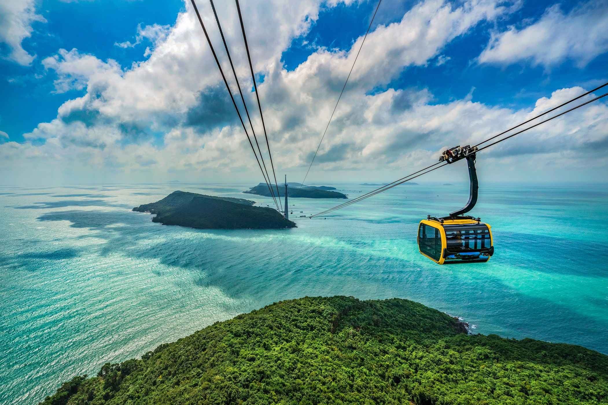 Hon Thom Cable Car, Phu Quoc_11zon