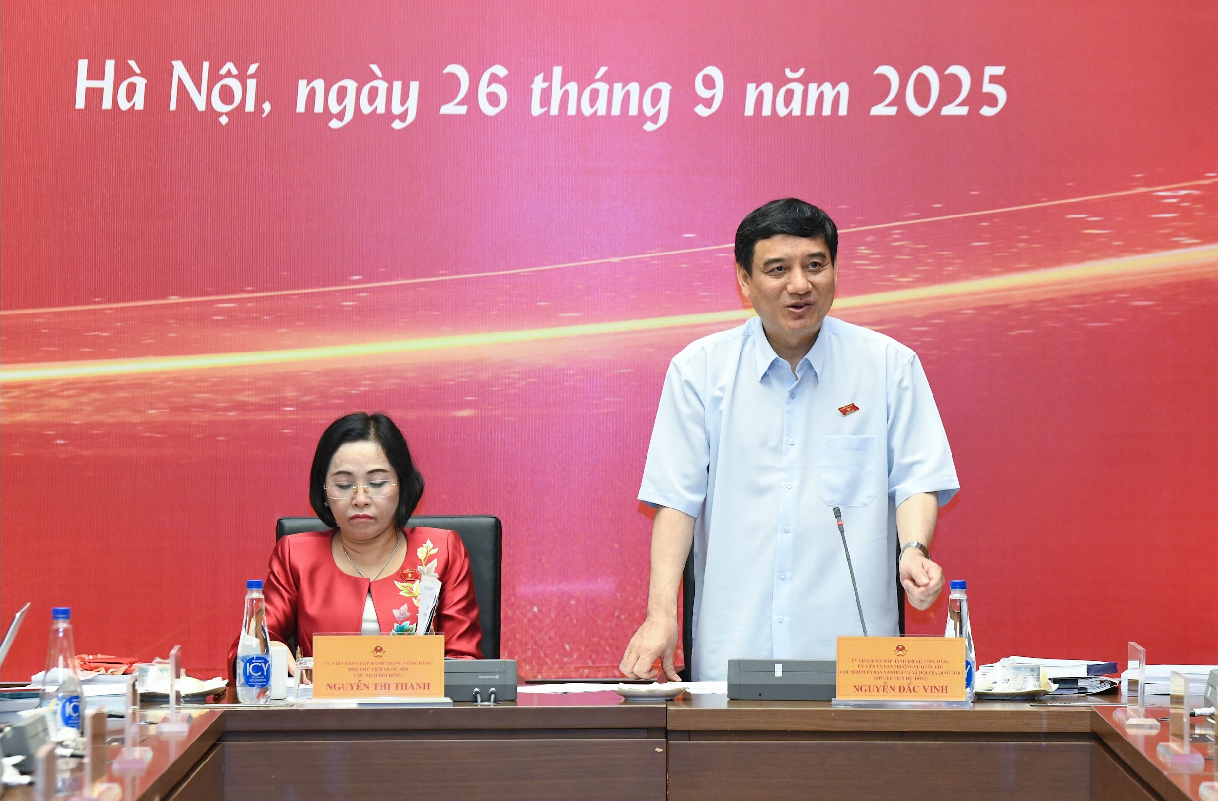 Sách lịch sử QH Việt Nam5