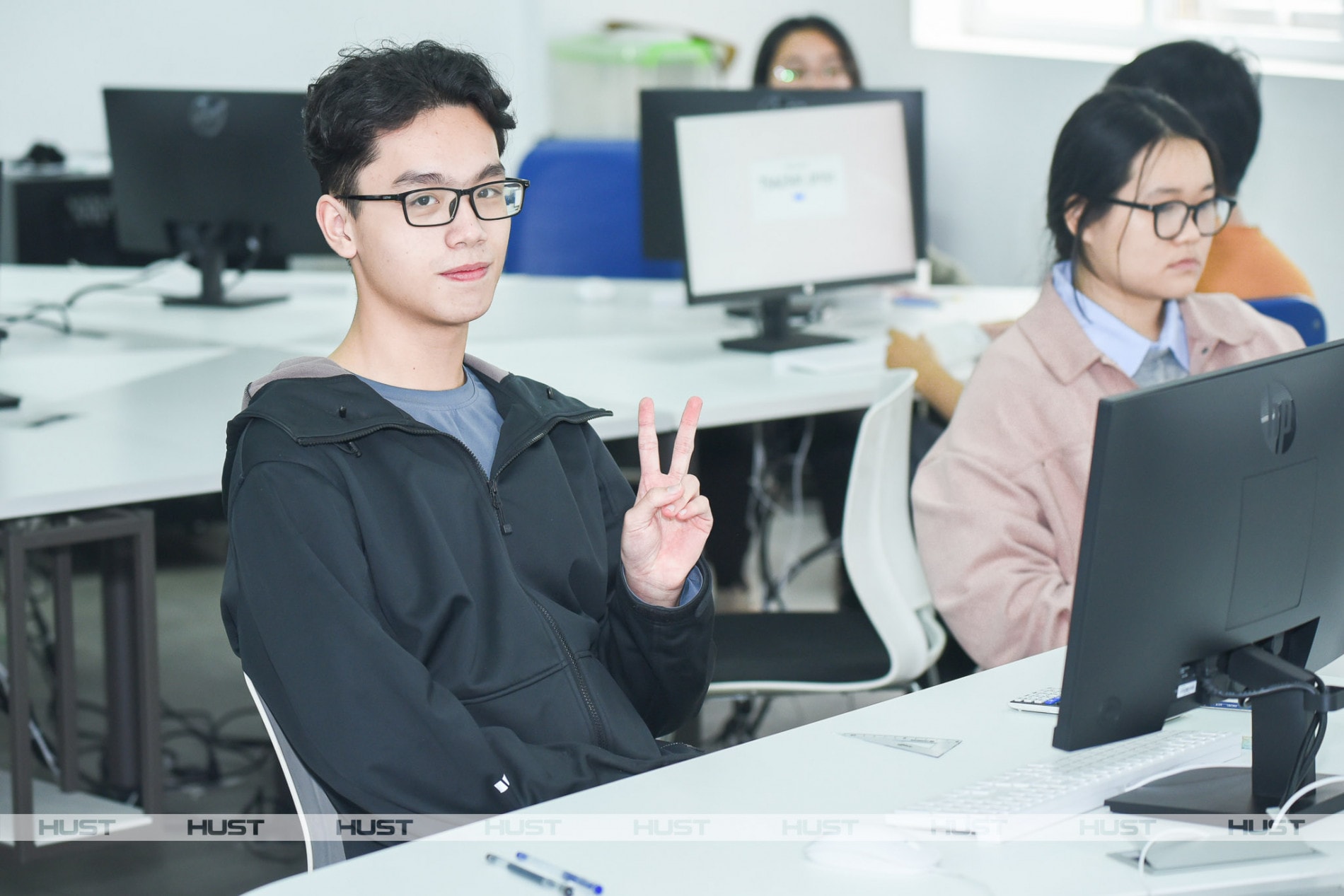 llm_8713 (1)