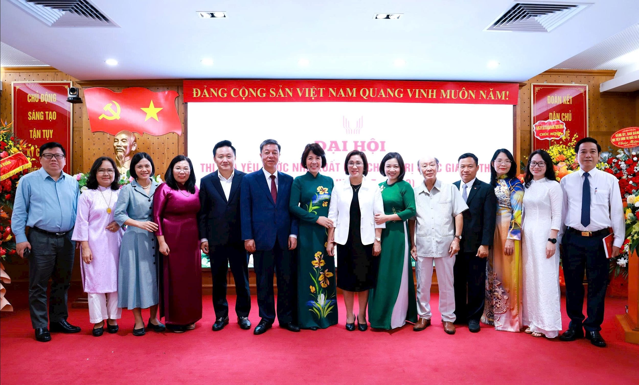 Các đại biểu tại Đại hội