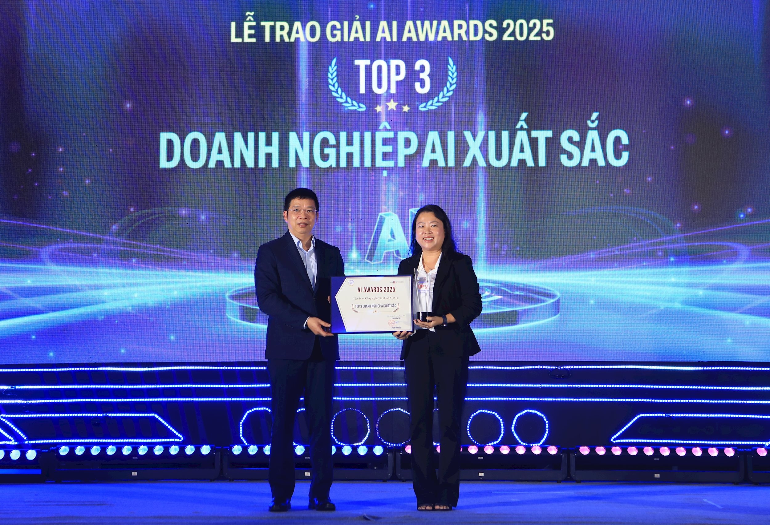 Doanh nghiep AI xuat sac