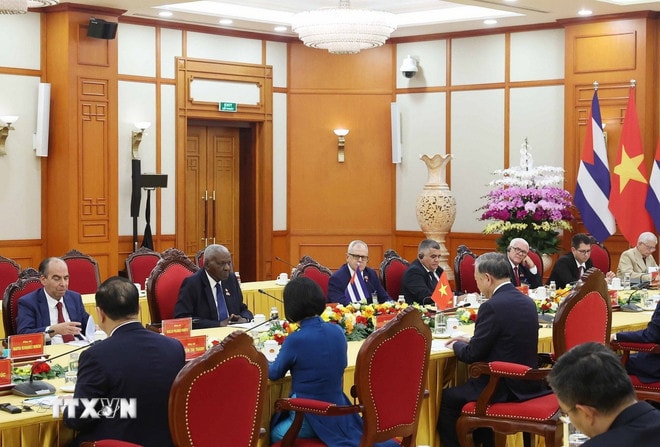 ttxvn-0110-tong-bi-thu-viet-nam-cuba-3.jpg