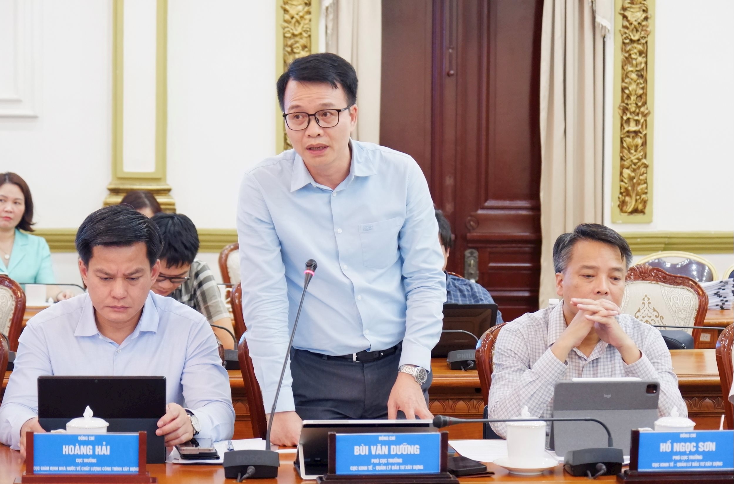 Phó Cục trưởng Cục Kinh tế - Quản lý đầu tư xây dựng Bùi Văn Dưỡng phát biểu