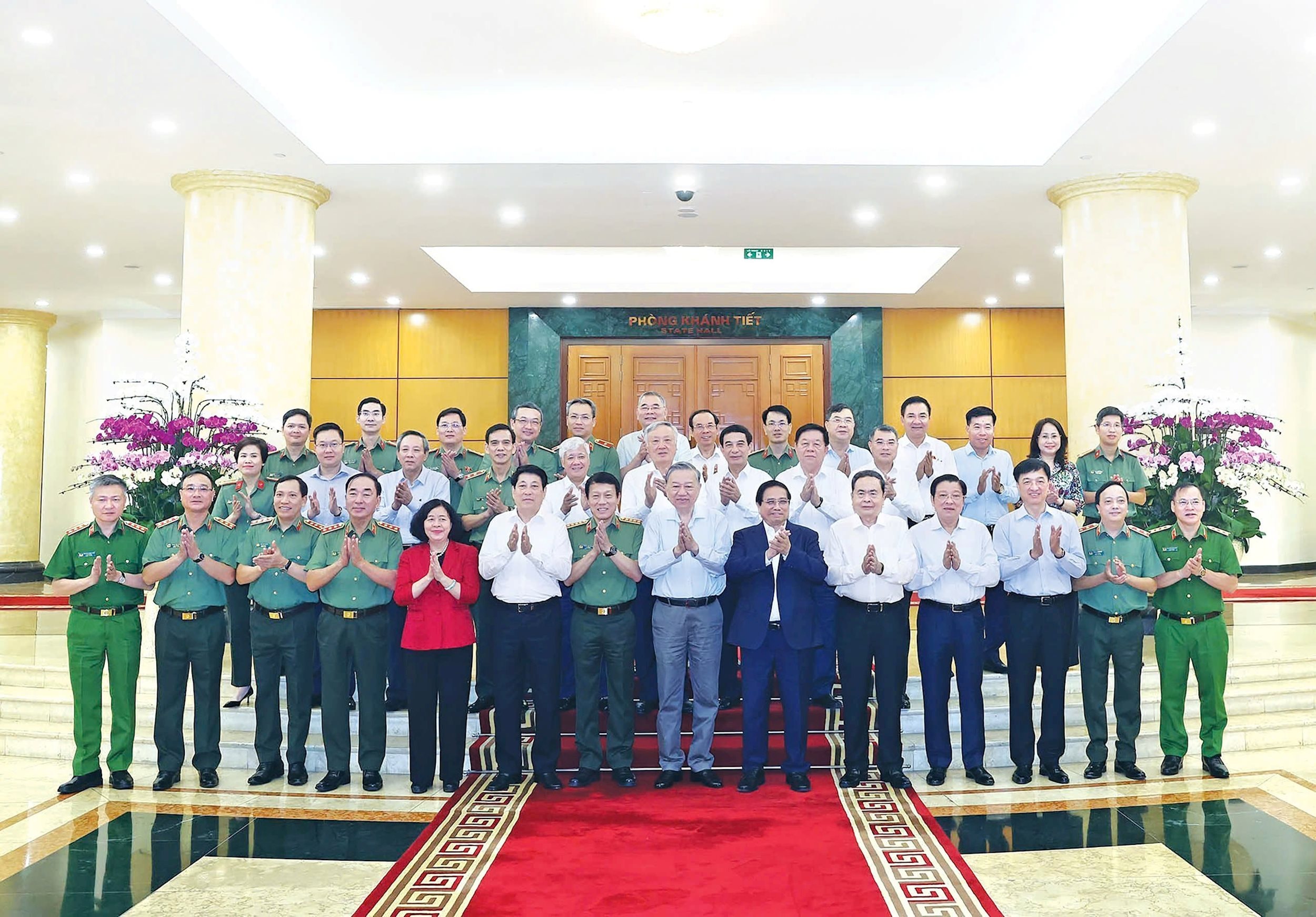 Tam Quang7