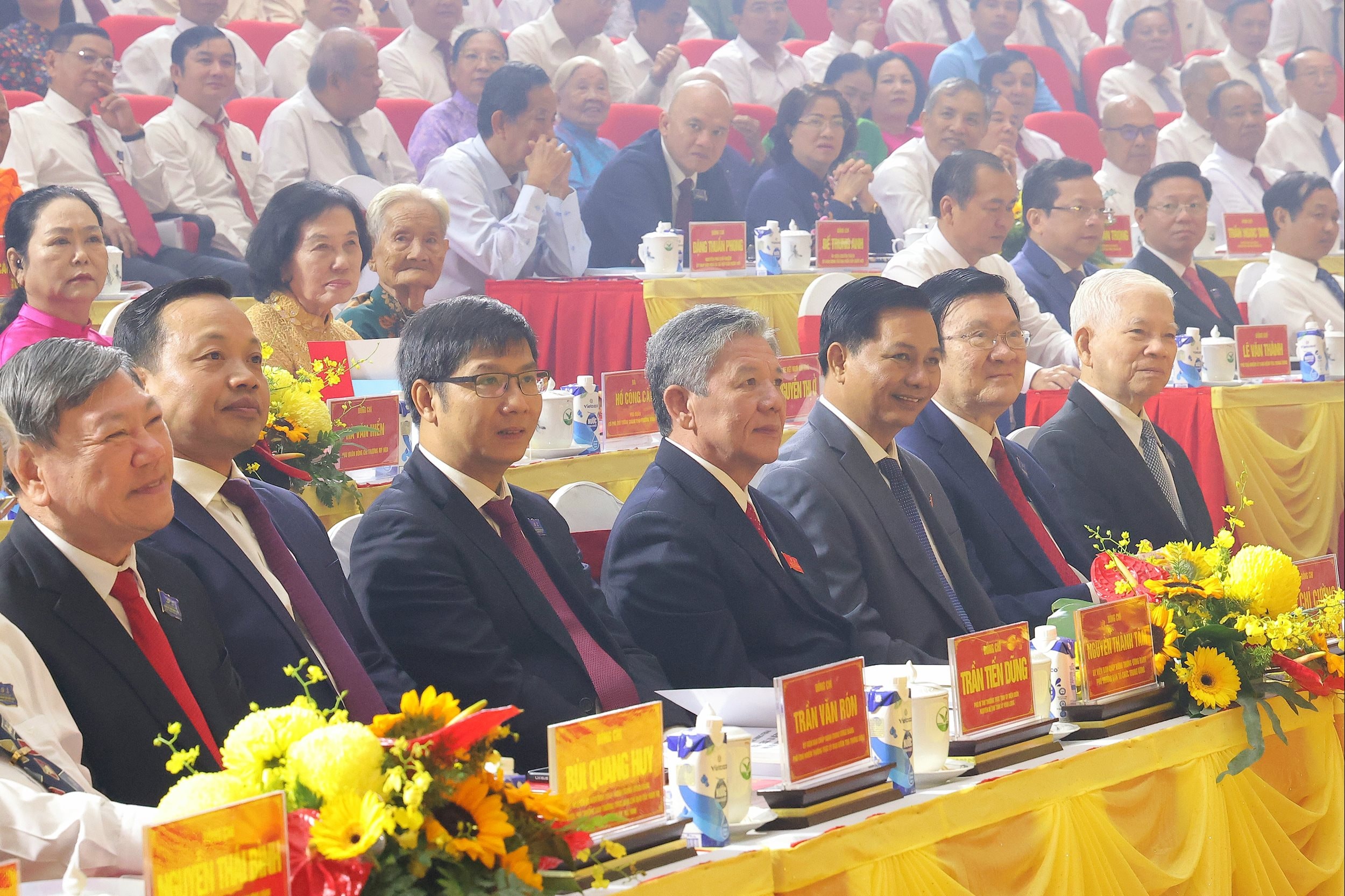 Các đại biểu tham dự Đại hội