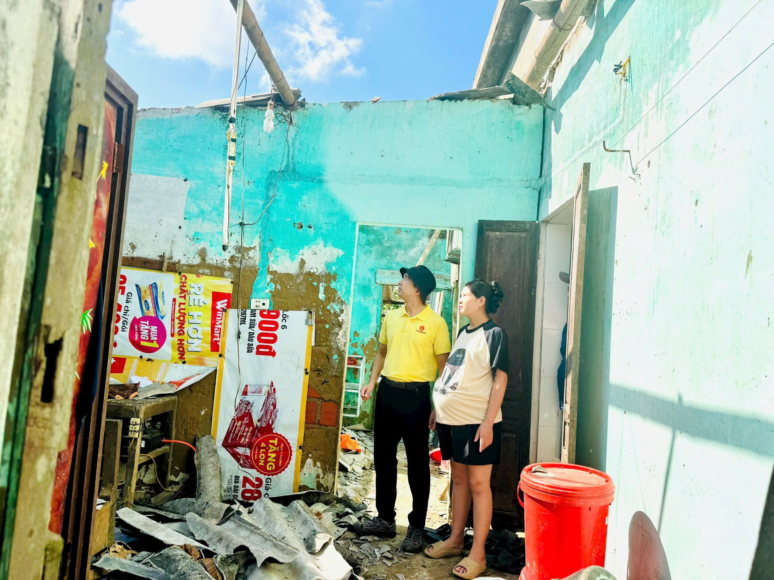 Các gia đình bị thiệt bão Bualoi10