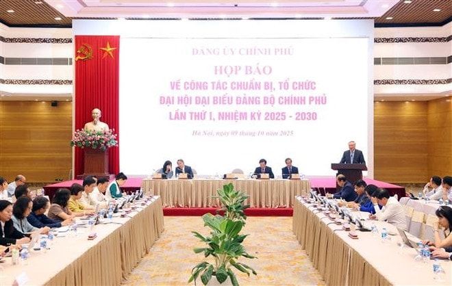 At the press conference in Hanoi on October 9 on preparations for the first Congress of the Government’s Party Organisation for the 2025–2030 tenure (Photo: VNA) press-conference-vna.jpg
