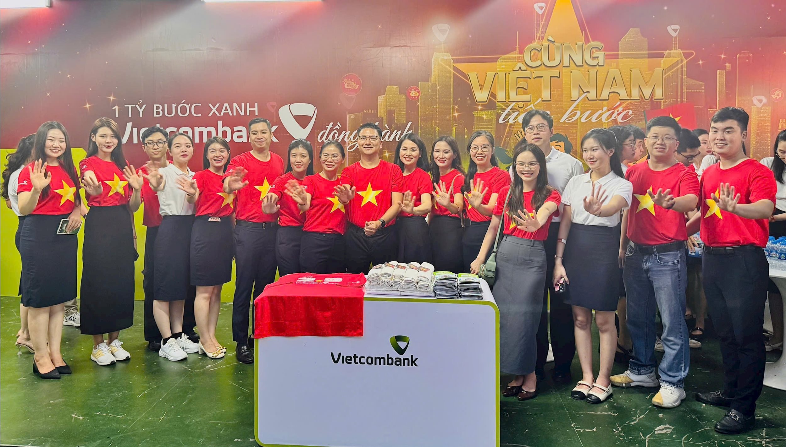 Phòng KhBl2 tại chương trình vietcombank - 1 tỷ bước xanh - Ủng hộ cho quỹ Bảo trợ trẻ em Việt Nam